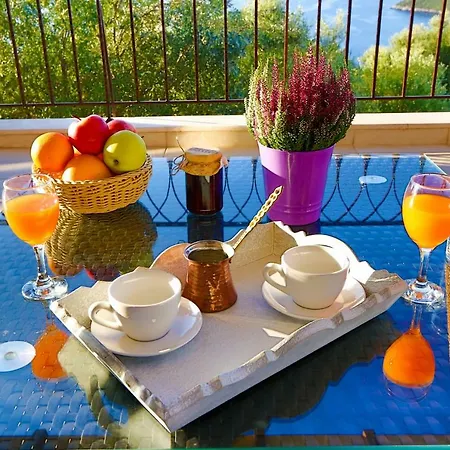 Villas Attis Villa