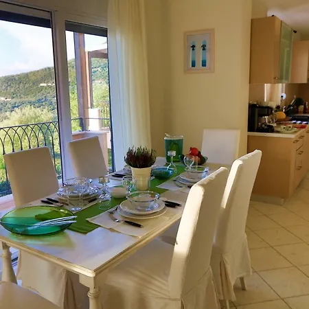 Villas Attis * Syvota