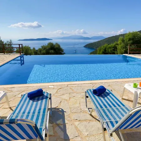 Villas Attis Villa *